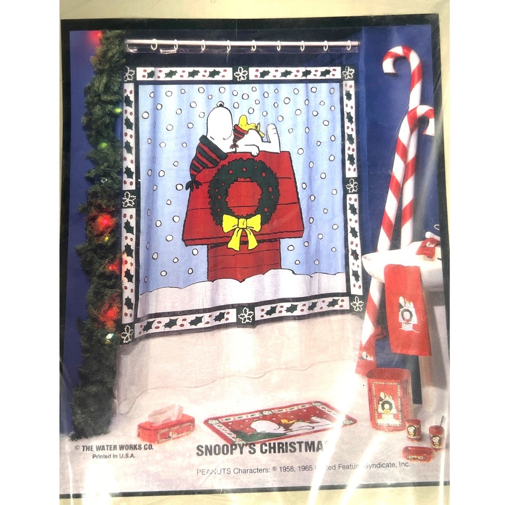 Peanuts Snoopys Christmas Shower Curtain